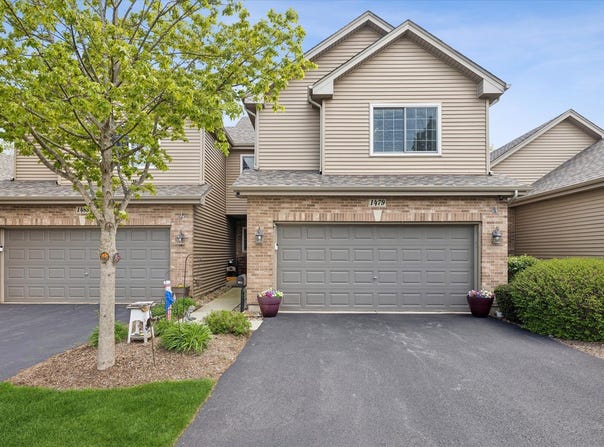 1479 Mackenzie Lane, Elgin, IL 60120