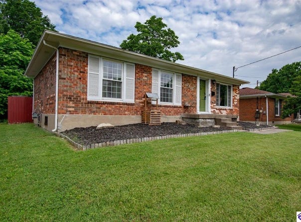 7724 Kim Drive, Louisville, KY 40214