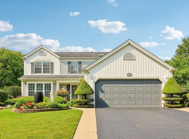 1360 Yosemite Parkway, Algonquin, IL 60102
