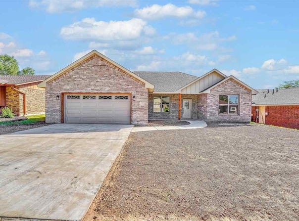 4808 NE Columbia Ave, Lawton, OK 73507
