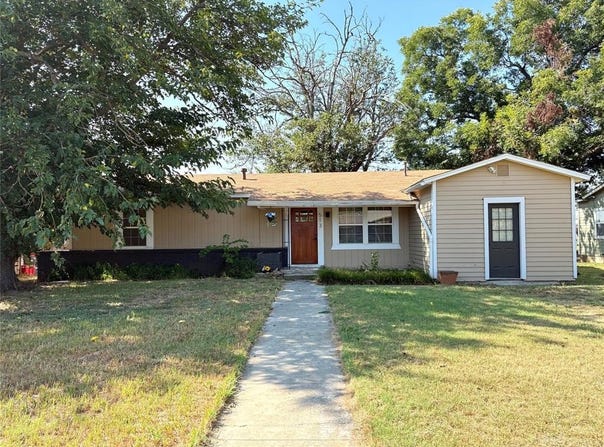 513 E Conner Street, Eastland, TX 76448