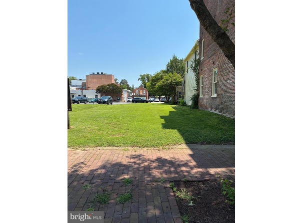 26 S WASHINGTON STREET, EASTON, MD 21601