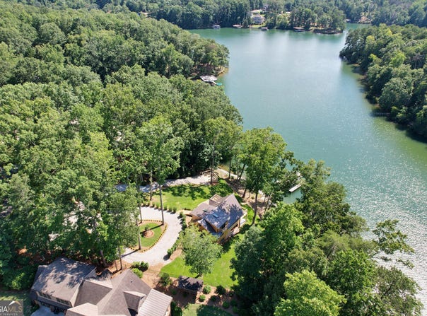 6011 Blackberry, Buford, GA 30518