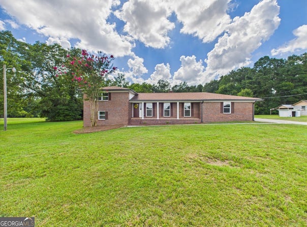 4009 Rogers, Lizella, GA 31052