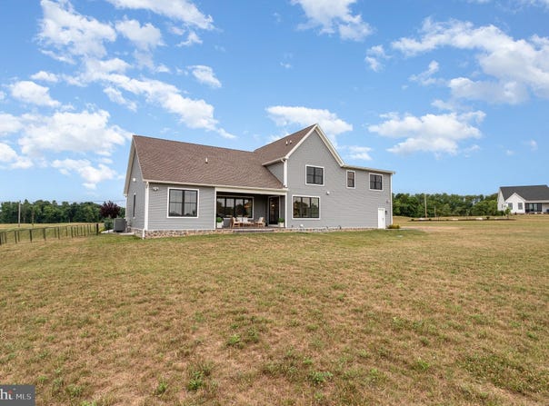 68 N DICKINSON SCHOOL ROAD, CARLISLE, PA 17015