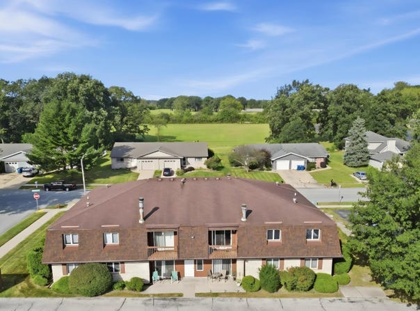 2539 Harvest Drive, Schererville, IN 46375
