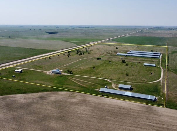 2245  43 Road, Kenesaw, NE 68956