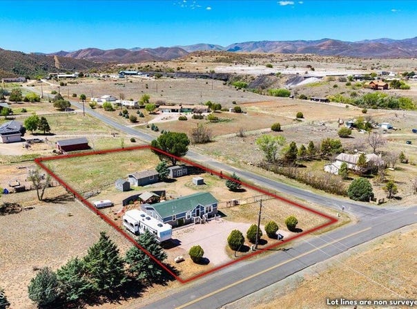 13625 E Lazy River Drive, Dewey-Humboldt, AZ 86329
