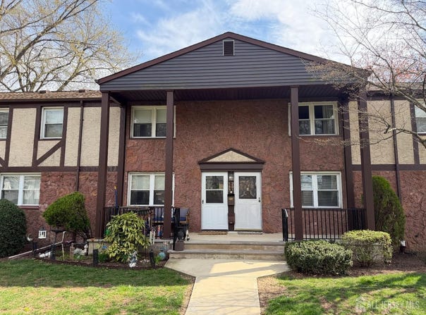 201 High Street, Metuchen, NJ 08840