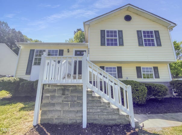 5600 Brandycrest Drive, Raleigh, NC 27610