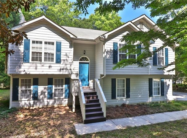 353 Fall View Court, Winder, GA 30680