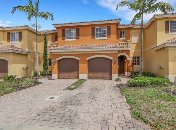 10260 Olivewood Way, ESTERO, FL 33928