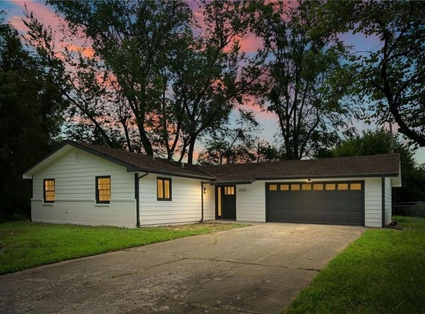 3109 W 19th Street, Lawrence, KS 66047