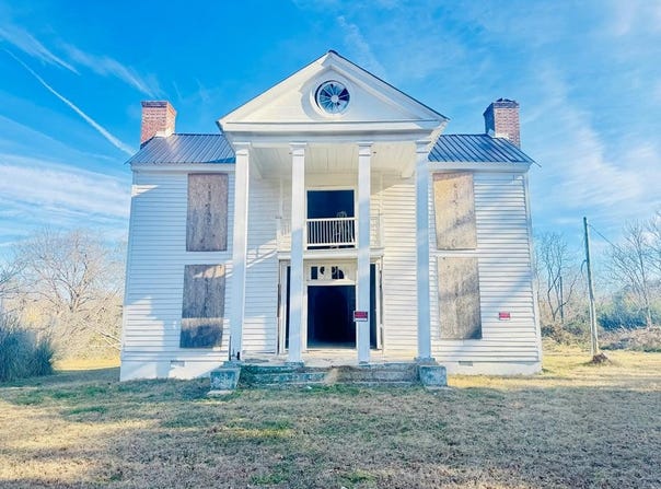 504 ASBURY RD, Hodges, SC 29653