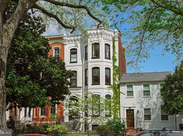 322 E CAPITOL STREET NE, WASHINGTON, DC 20003
