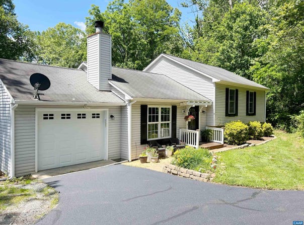 1203 AFTON MOUNTAIN RD, Afton, VA 22920