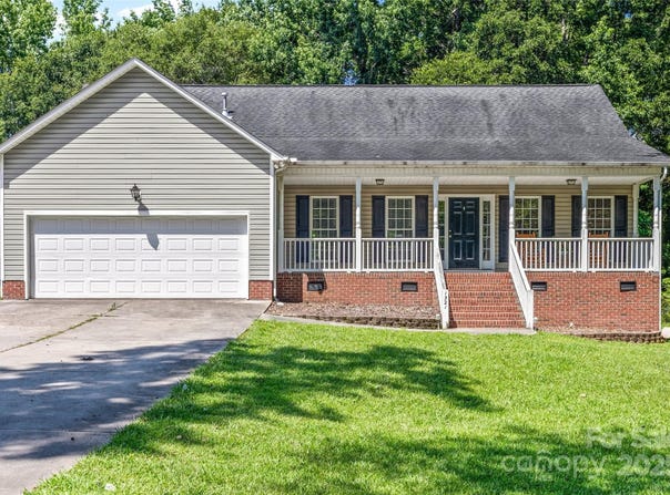 1921 Williford Woods Lane, Rock Hill, SC 29730