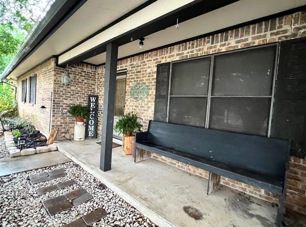 1411 Marie Street, Comanche, TX 76442