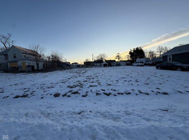 2220 Lincoln Street, Anderson, IN 46016