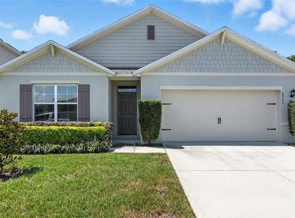 3741 CRIMSON CLOVER DRIVE, MOUNT DORA, FL 32757