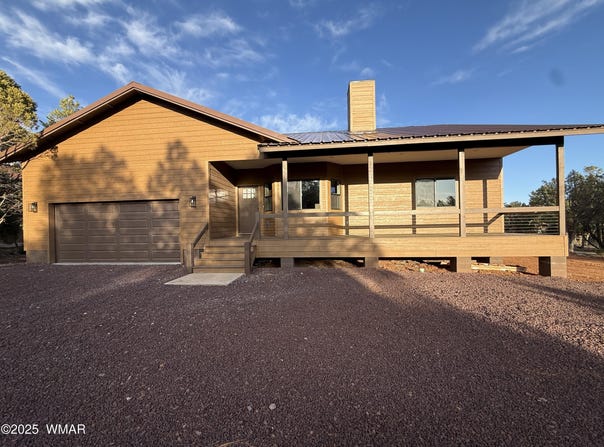 2747 Air Park Drive, Overgaard, AZ 85933