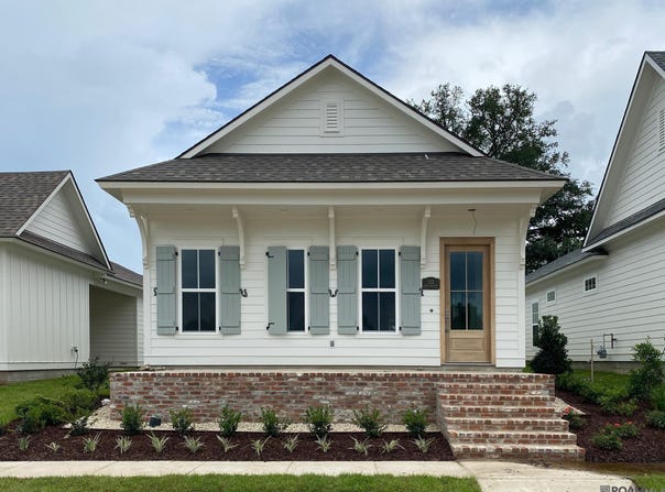 122 Royal Oak Blvd, Thibodaux, LA 70301