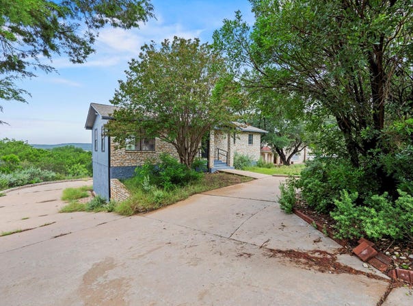5100 Country Club DR, Lago Vista, TX 78645