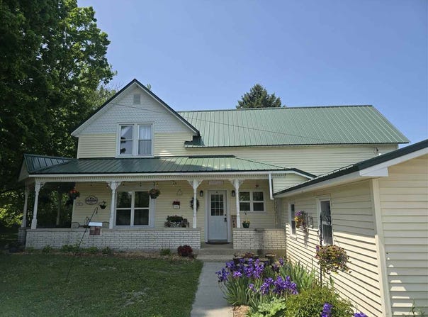 510 W GILBERT, LEROY, MI 49655