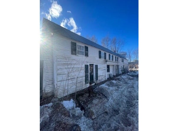 3 Hancock Pond, Denmark, ME 04022