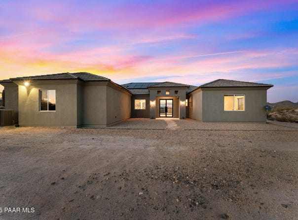 1561 Encelia Court, Wickenburg, AZ 85390