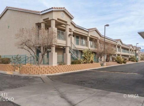100 Pulsipher Ln, Mesquite, NV 89027