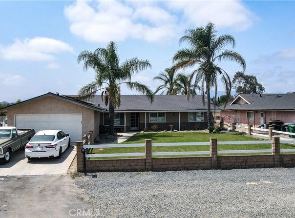 1404 Barnhart Lane, Norco, CA 92860