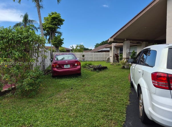 3582 SW 68th Way, Miramar, FL 33023