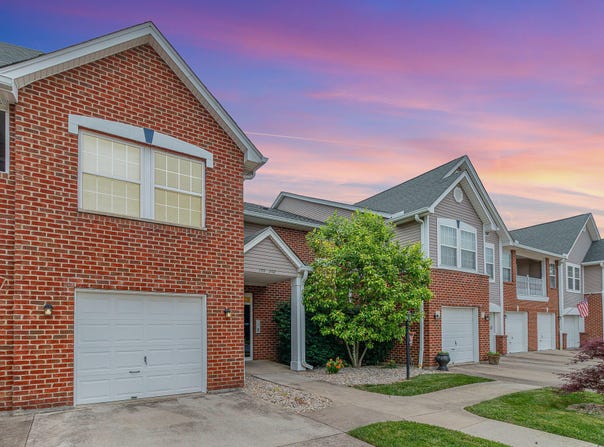 202 Langshire Court, Florence, KY 41042