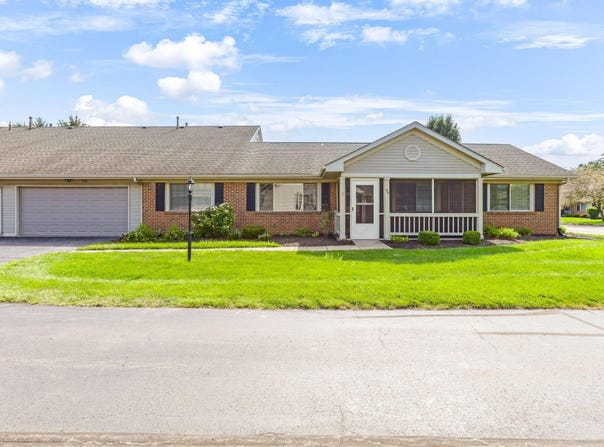 735 Windsor Lane, Heath, OH 43056