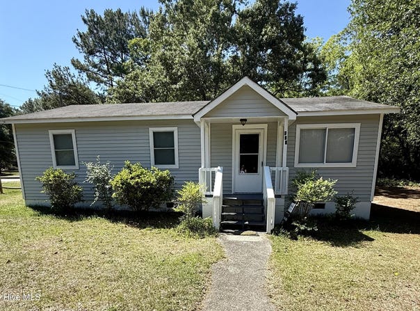104 James Street, Aberdeen, NC 28315