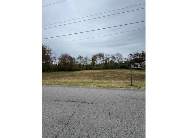 53 Bondville Road, Salvisa, KY 40372
