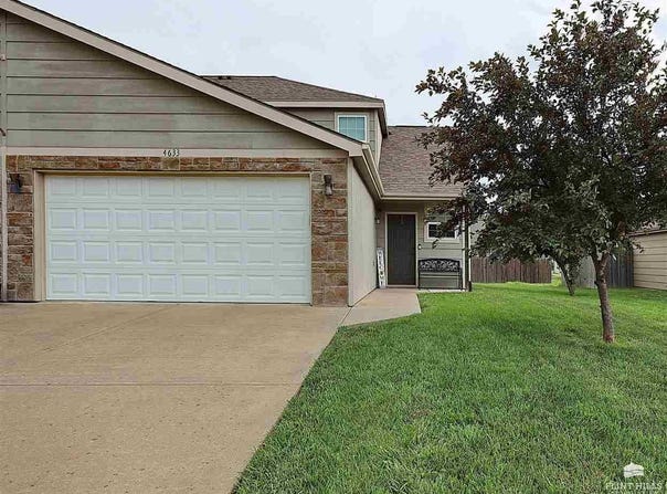 4633 Sunflower Slope Drive, Manhattan, KS 66502