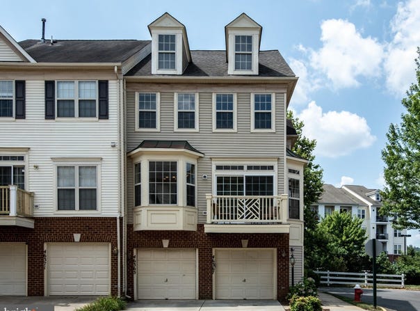 46367 PRYOR SQUARE, STERLING, VA 20165