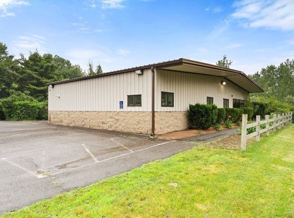 1 Beverly Drive, Sterling, MA 01564