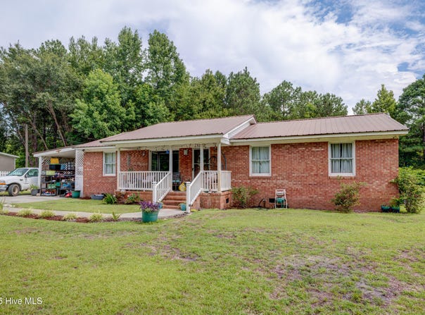 3262 Nc Hwy 133, Rocky Point, NC 28457