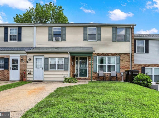 3013 ALCOTT COURT, BENSALEM, PA 19020