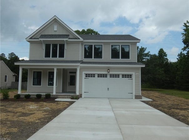 1093 Washington Drive, Chesapeake, VA 23322