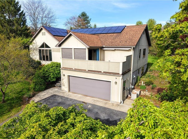 121 Harwick Road, Ithaca, NY 14850