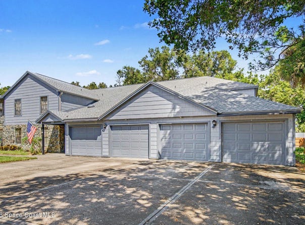 9015 Manchester Lane, West Melbourne, FL 32904
