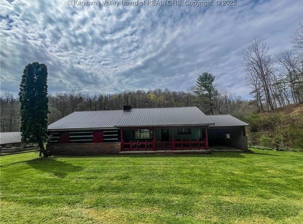 1481 Big Creek Road, Walton, WV 25286