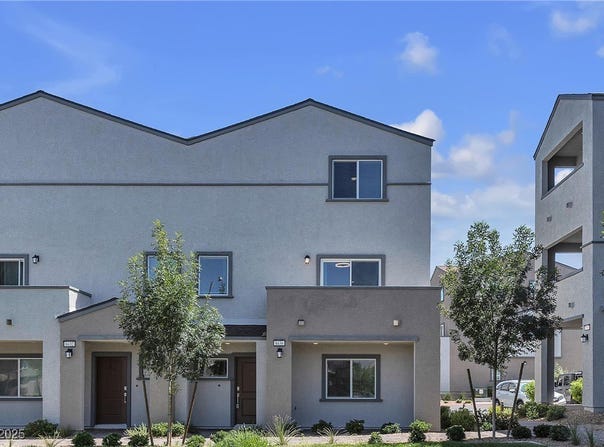 8436 Noir Avenue, Las Vegas, NV 89129