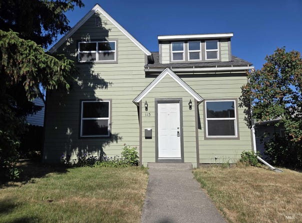 113 N Jackson St, Moscow, ID 83843