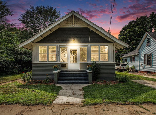 314 S Saint Joseph Avenue, Niles, MI 49120
