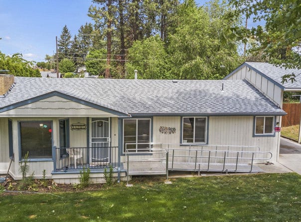 10907 E 17TH St, Spokane, WA 99206